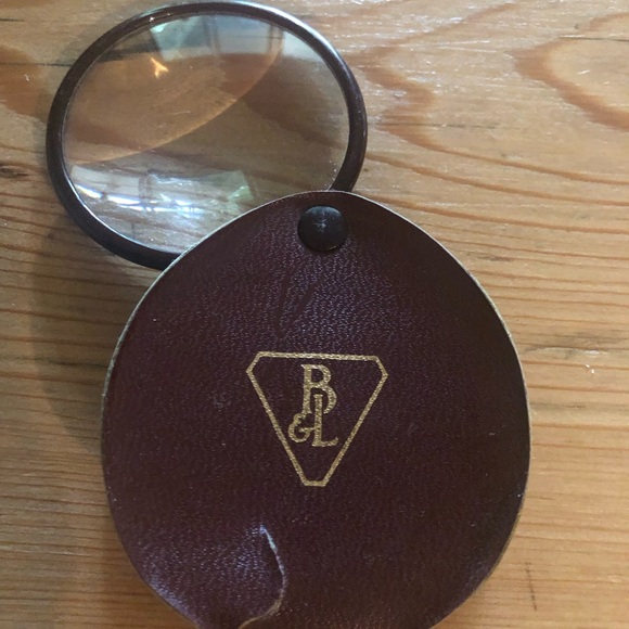 B&L pocket magnifying glass - Picture 3 of 3